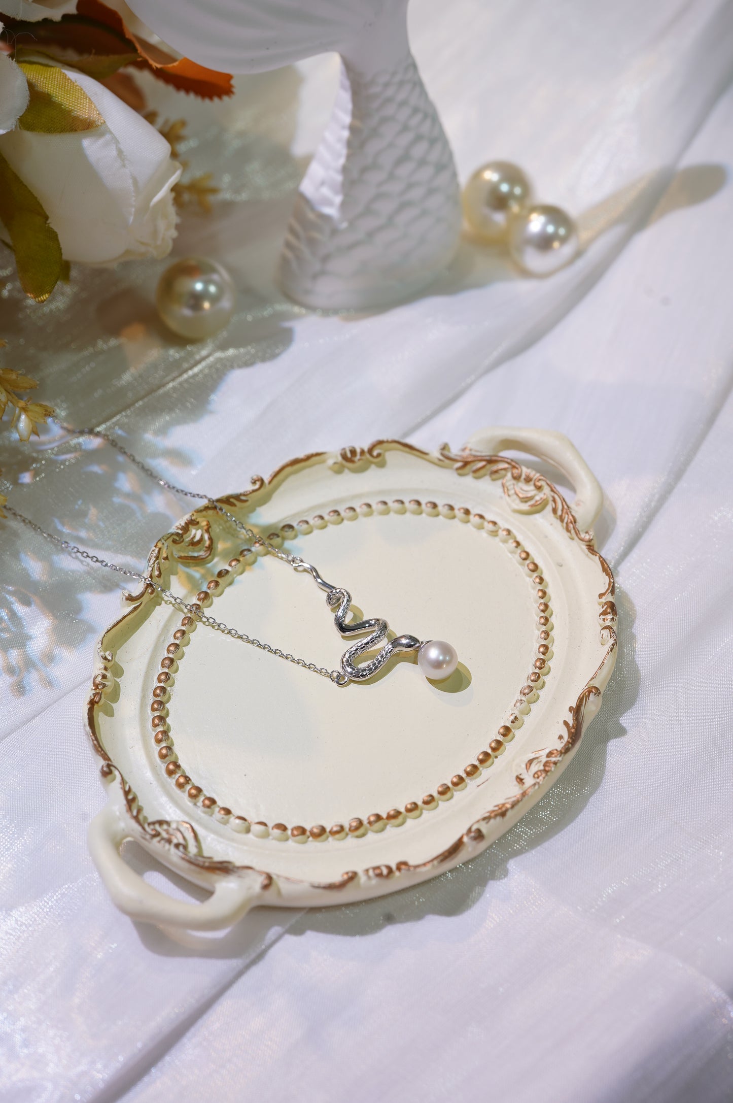 Snake Freshwater Pearl Necklace