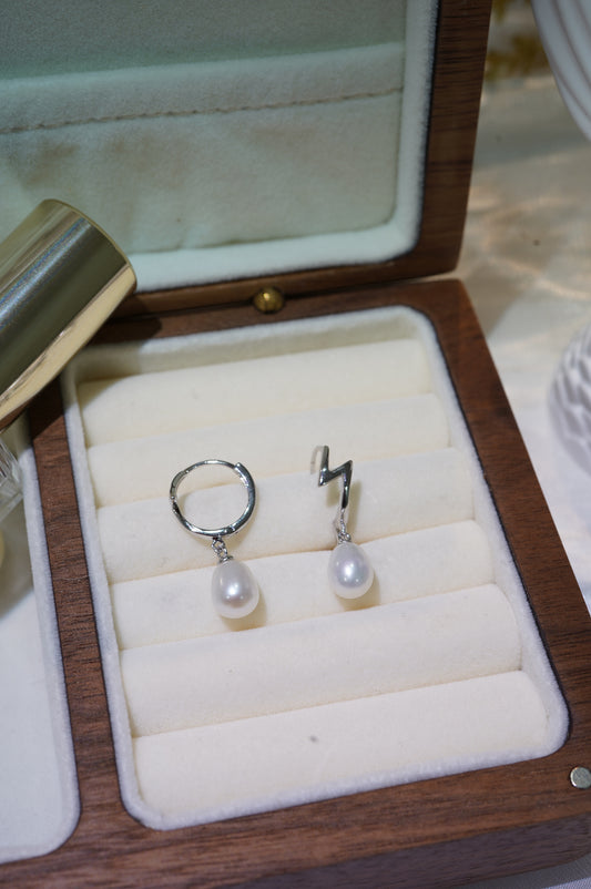 Lighting Rice Freshwater Pearl Hoop Earrings