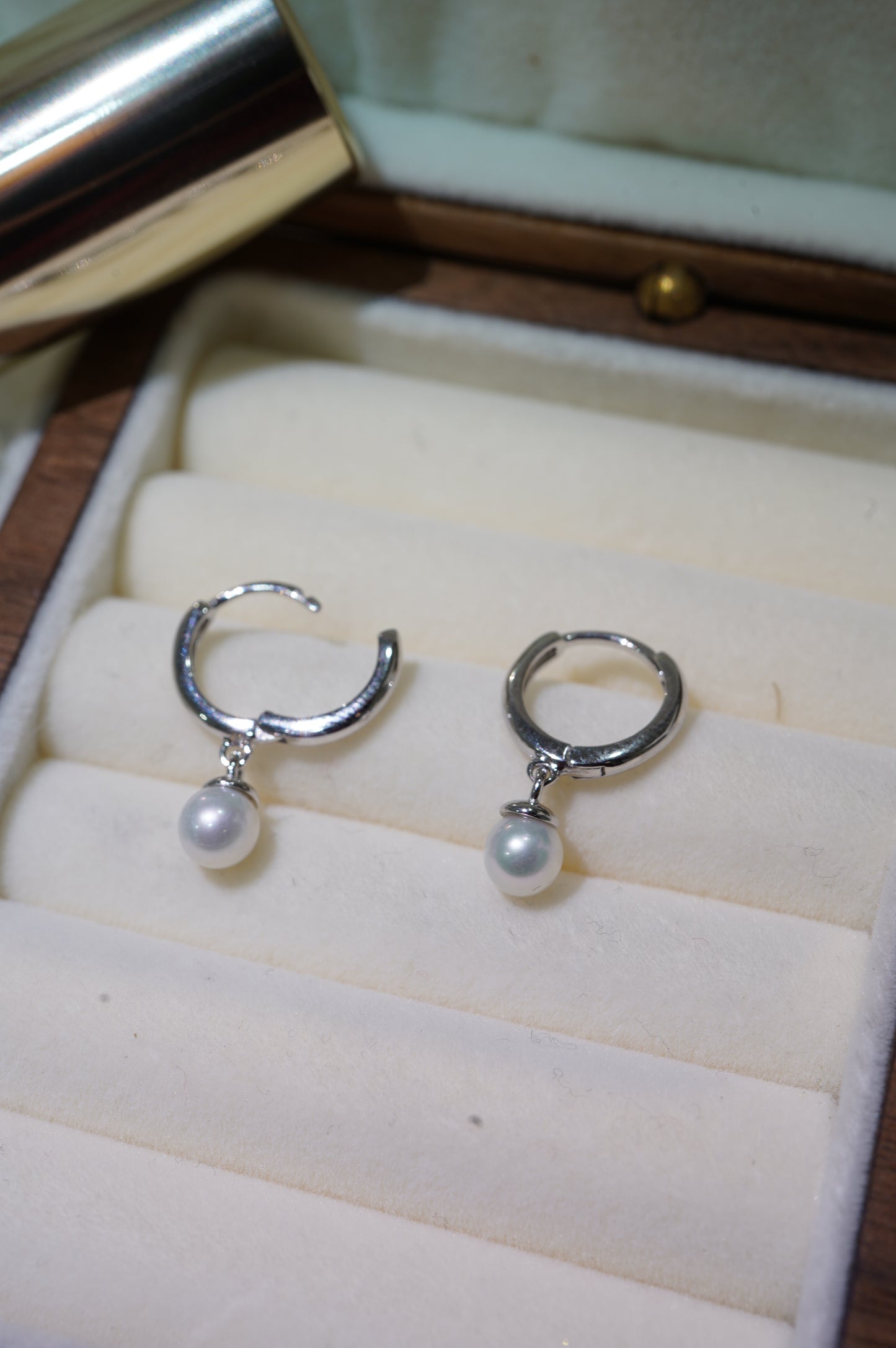 Mini Standard Freshwater Pearl Hoop Earrings