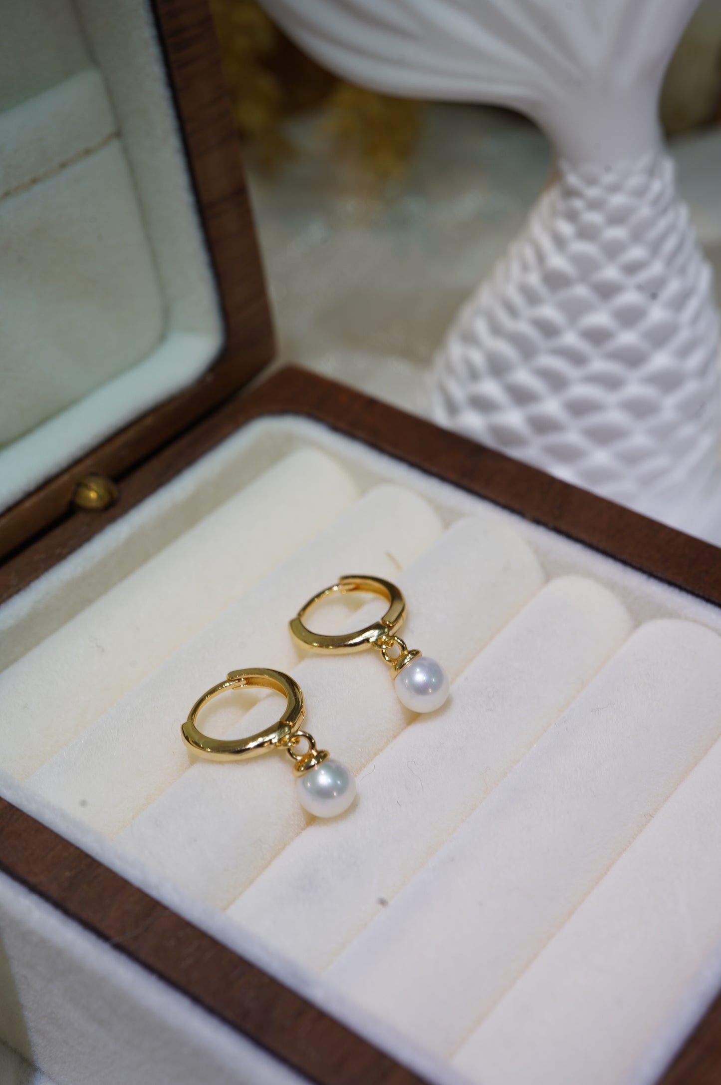 Mini Standard Freshwater Pearl Hoop Earrings
