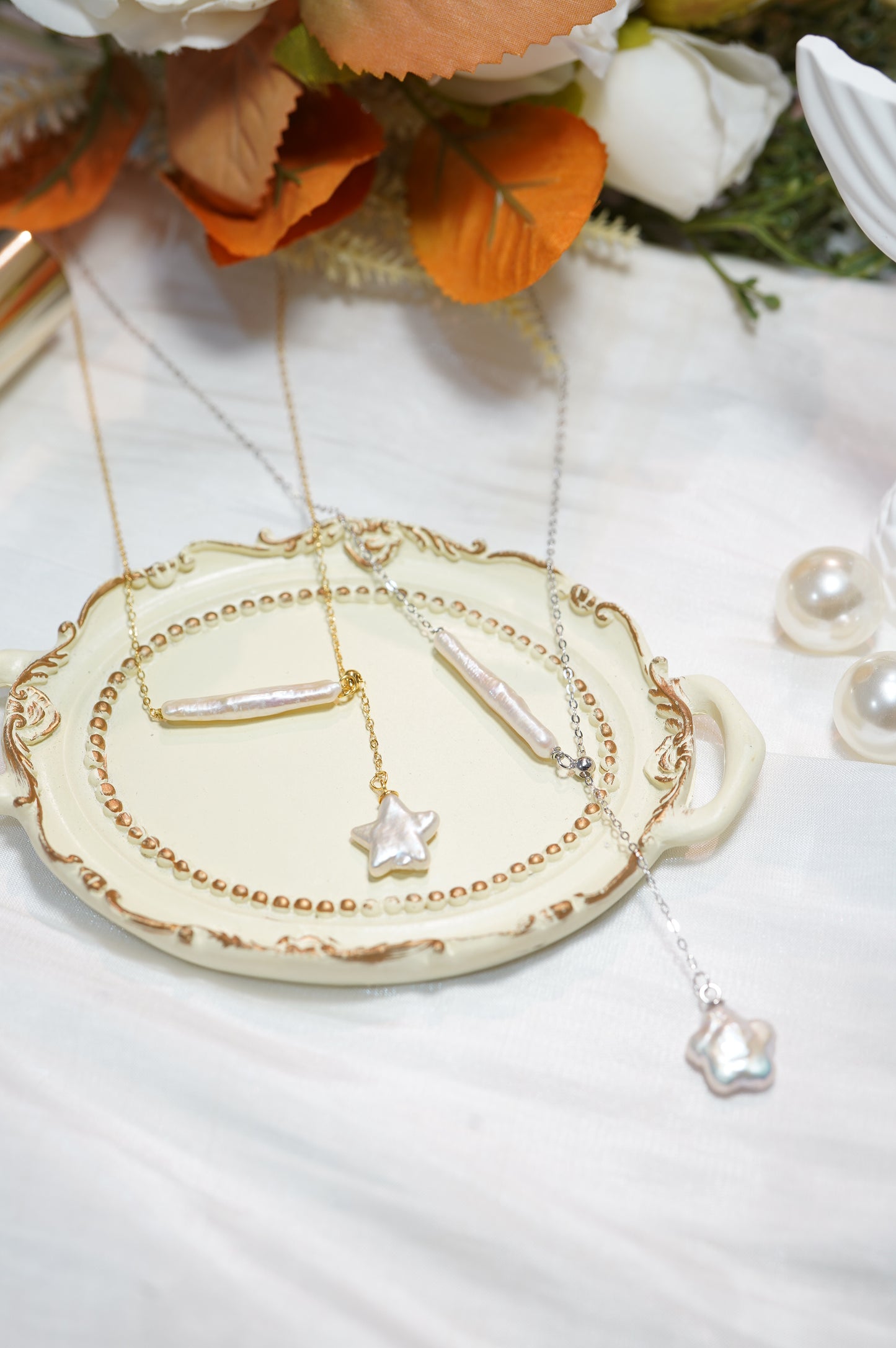 Finger Star Freshwater Baroque Necklace