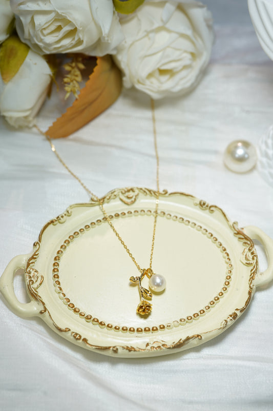Lady Romantic Rose Round Freshwater Pearl Necklace