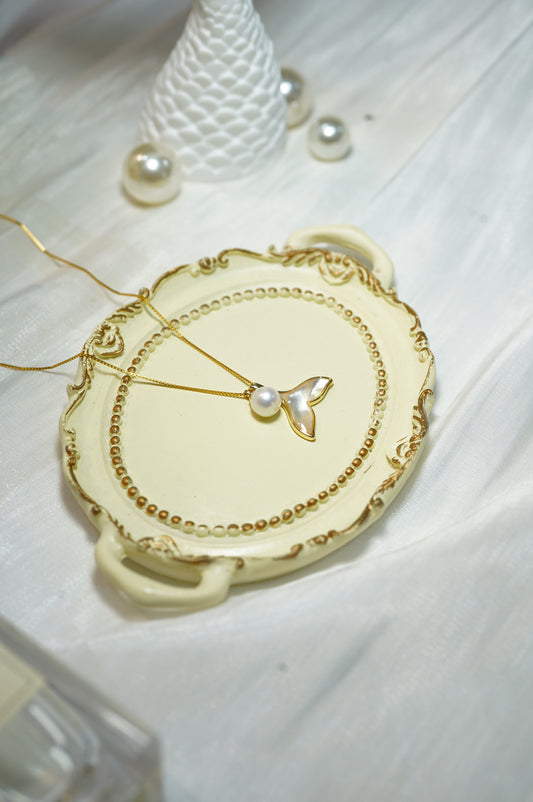 Mermaid Tail Freshwater Necklace