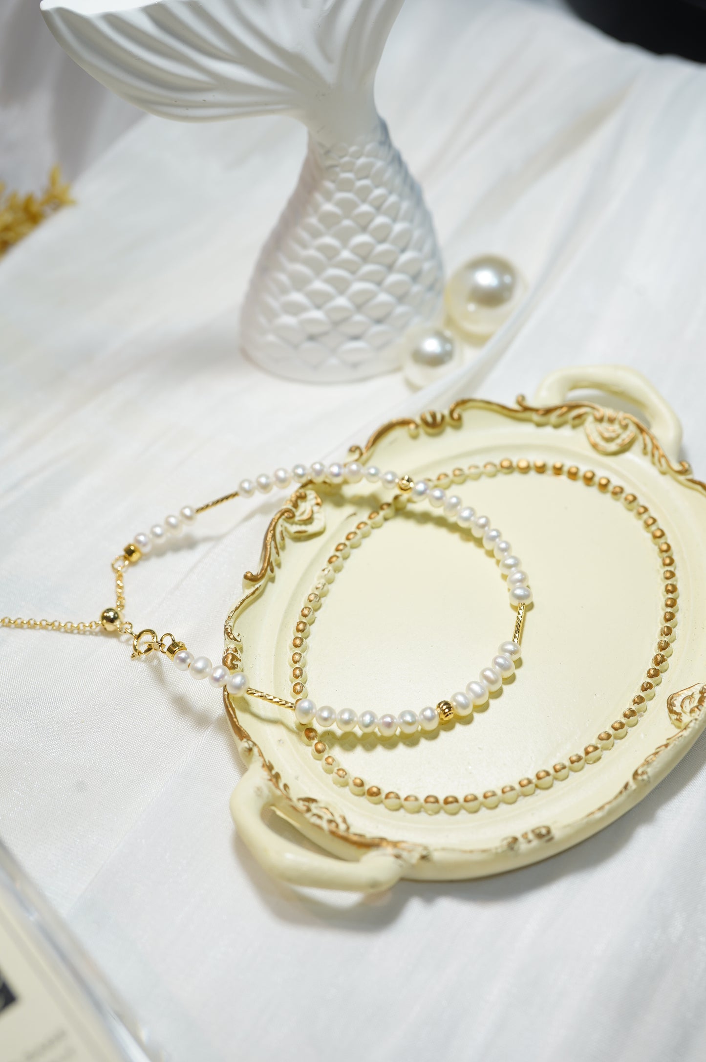 The Basics Gold Baby Freshwater Pearls Bracelet