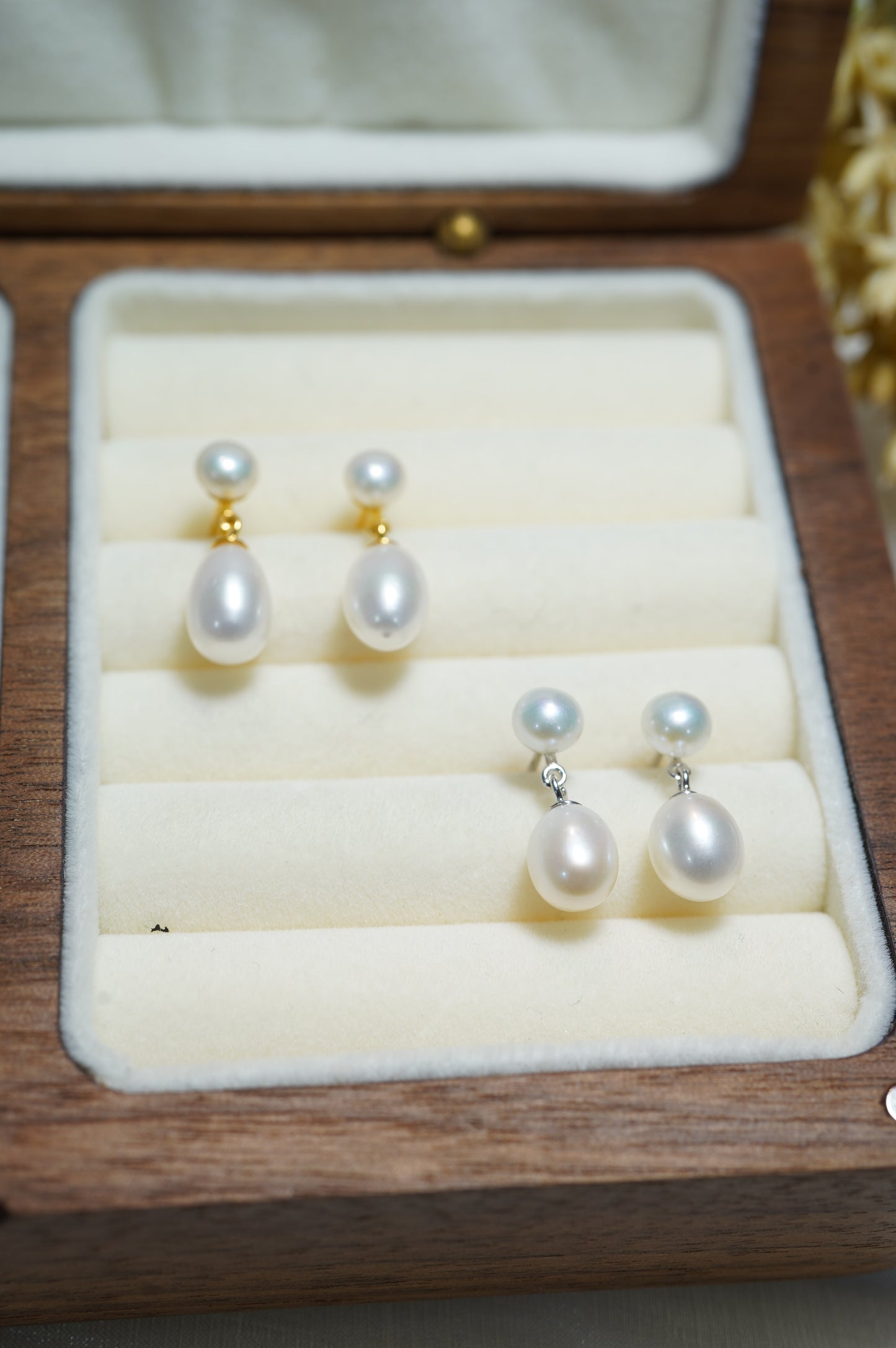 'Big Rice' Freshwater Pearl Earrings