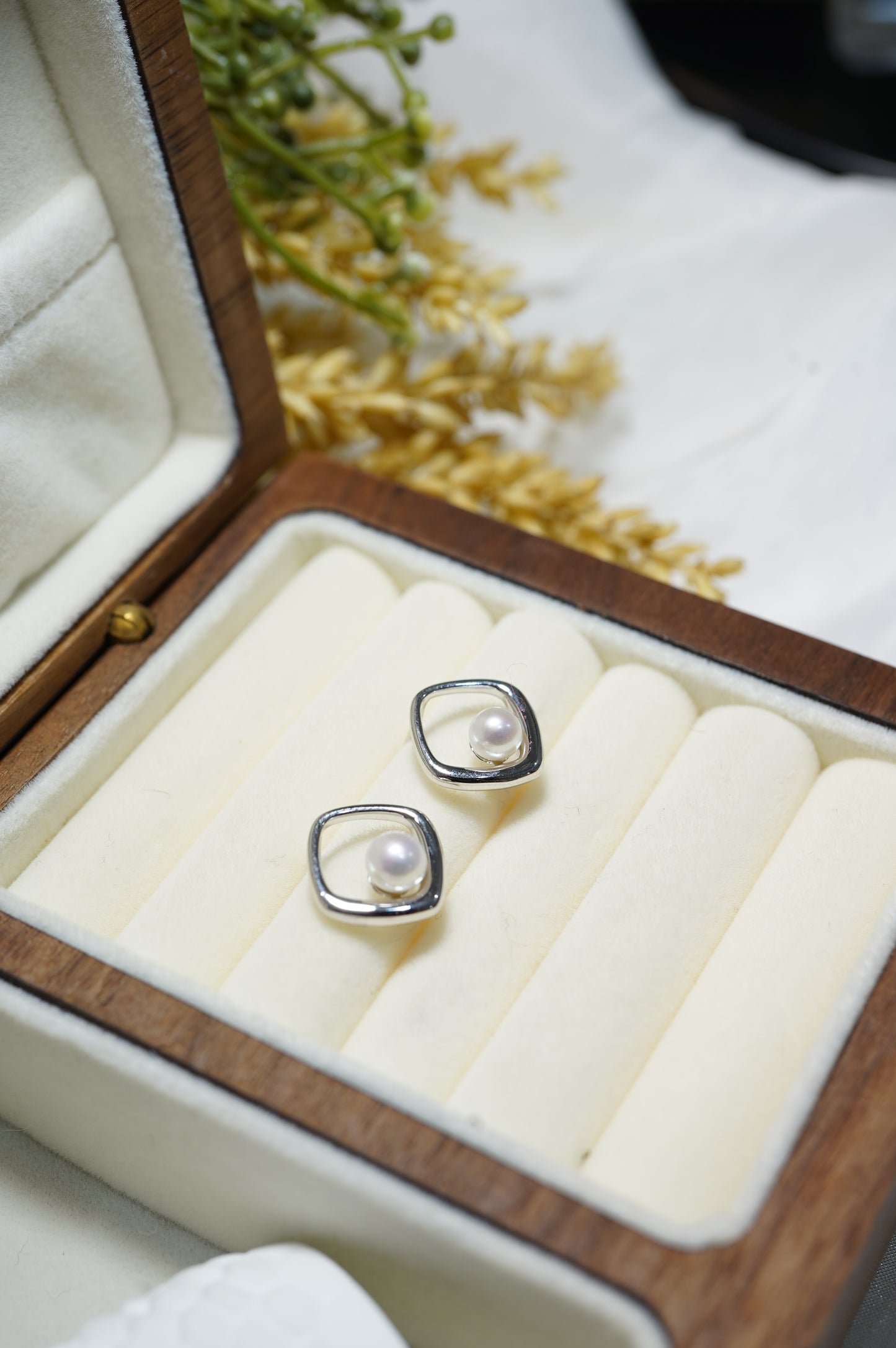 Square Window Freshwater Pearl Earrings