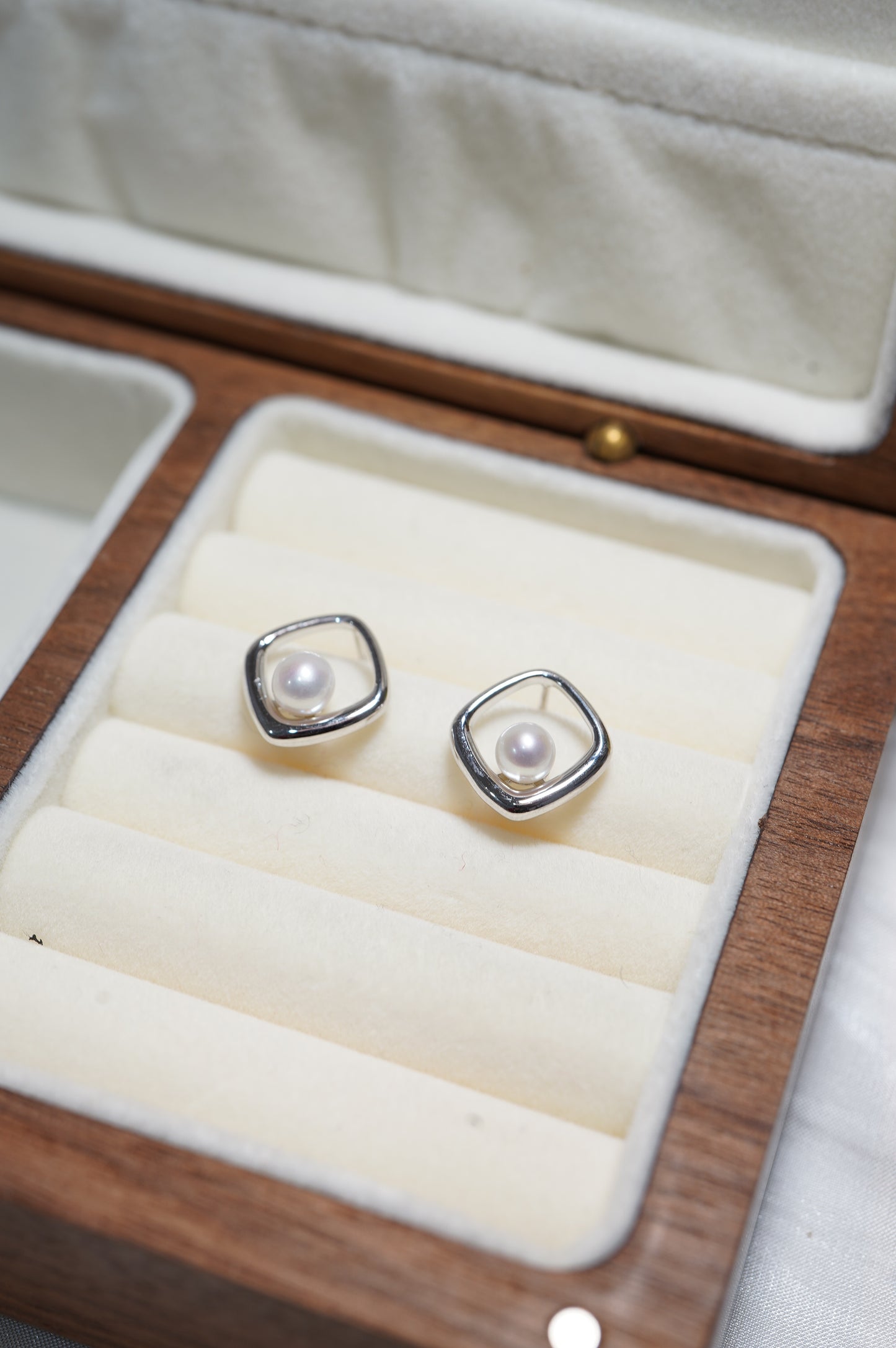 Square Window Freshwater Pearl Earrings