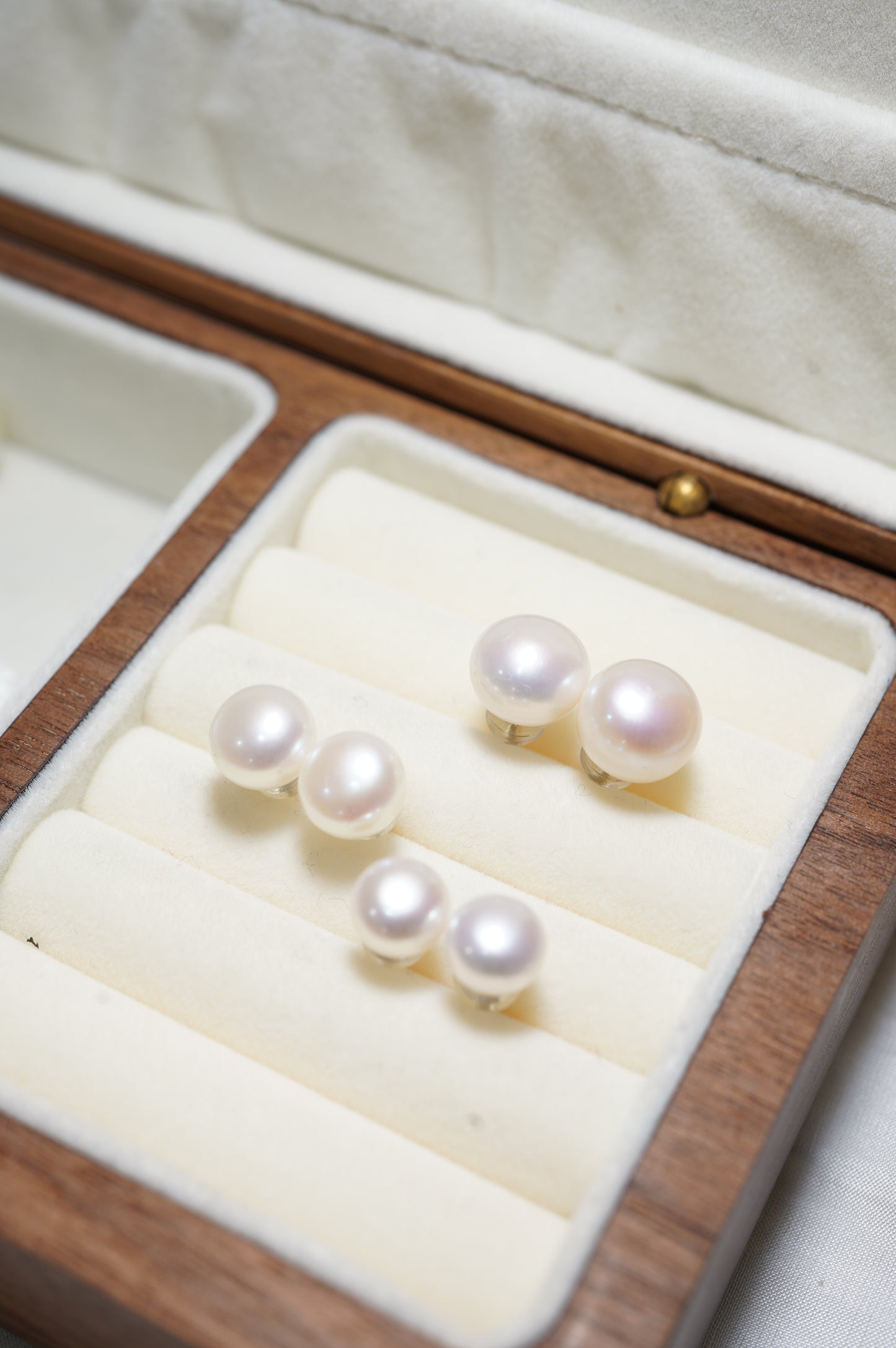 'Basic Stud' Freshwater Pearl Earrings