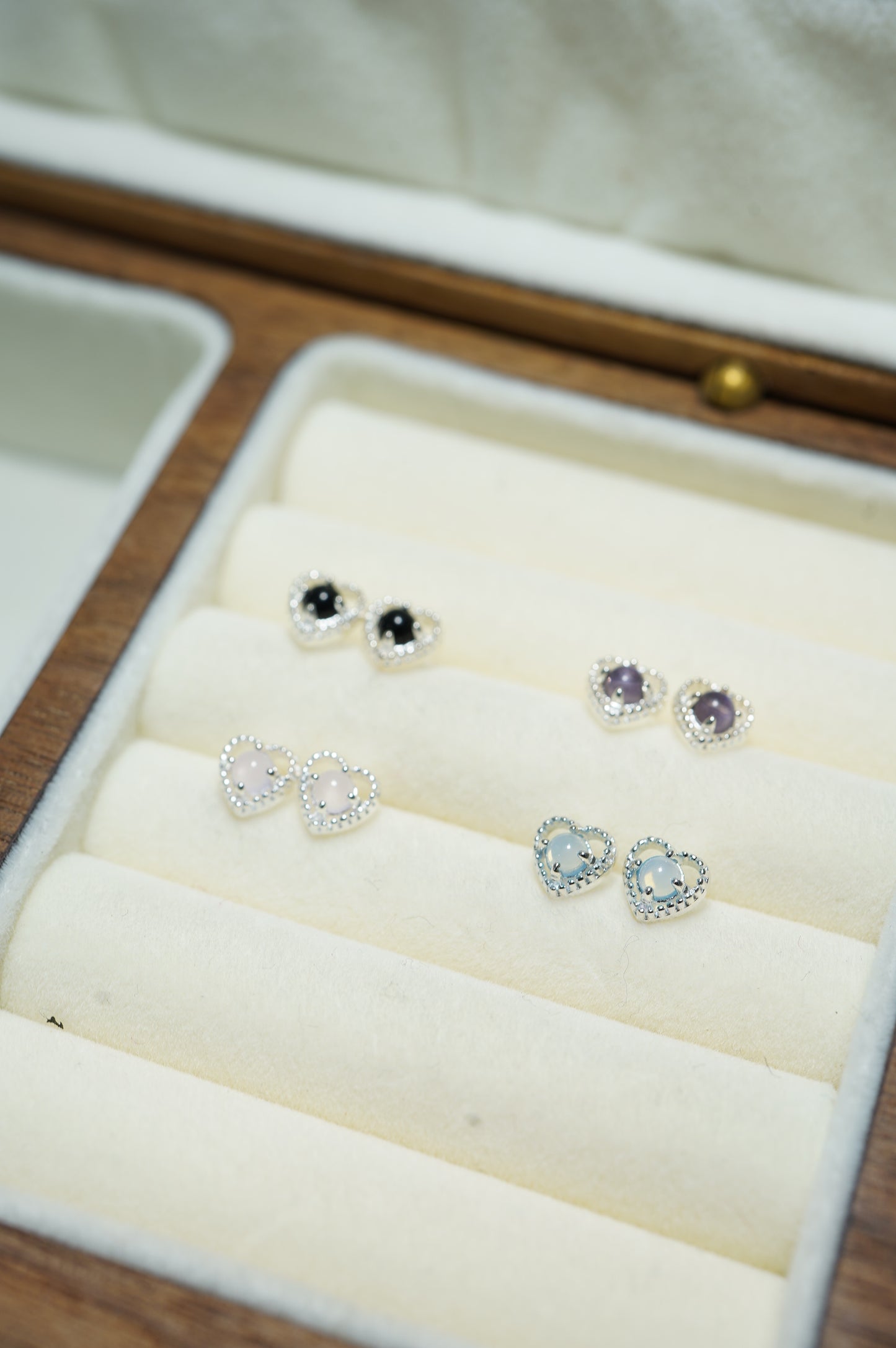 Cutie Heart Shaped Quartz Stud Earrings