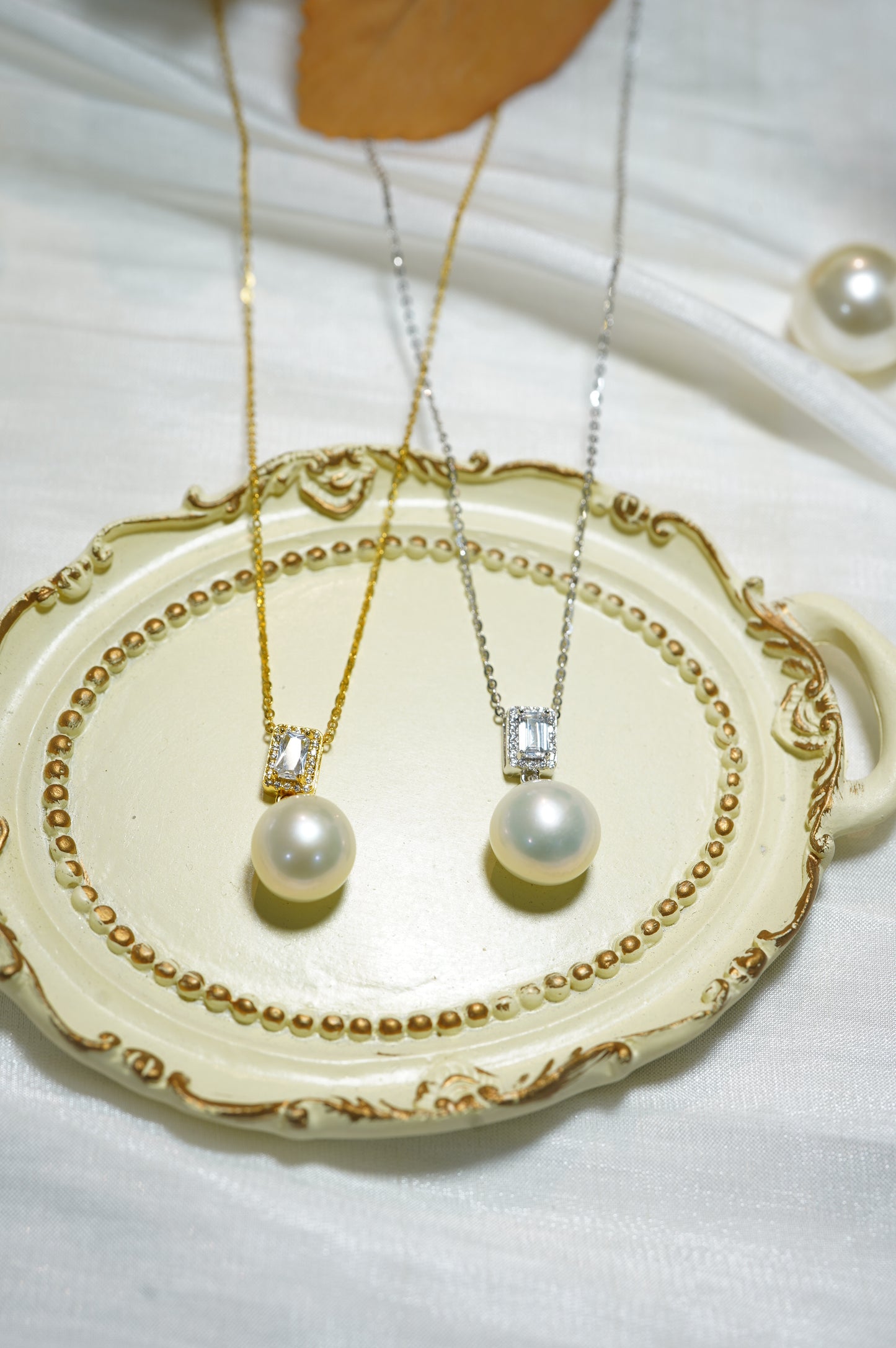 Cubic Diamond Round Freshwater Pearl Necklace