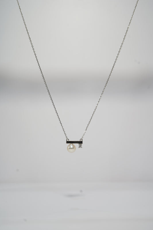 Balance Beam Zircon Round Freshwater Pearl Necklace