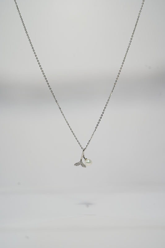 Small Mermaids Tail Freshwater Pearl Necklace