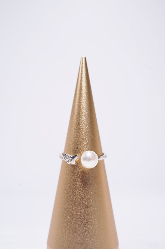 Shiny Butterfly Freshwater Pearl Ring
