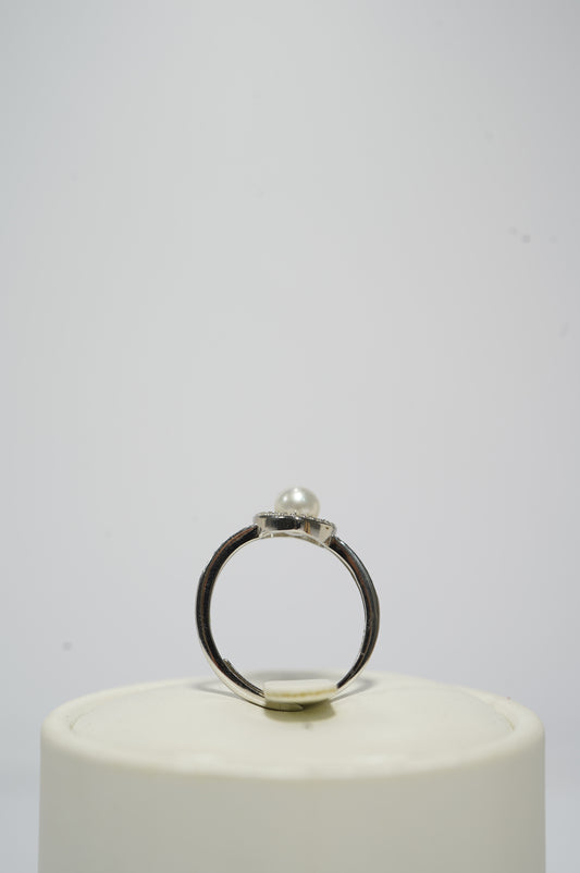 Heart with Freshwater Pearl Ring