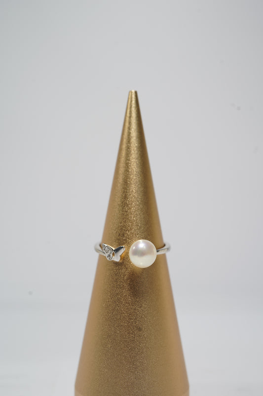 Shiny Butterfly Freshwater Pearl Ring