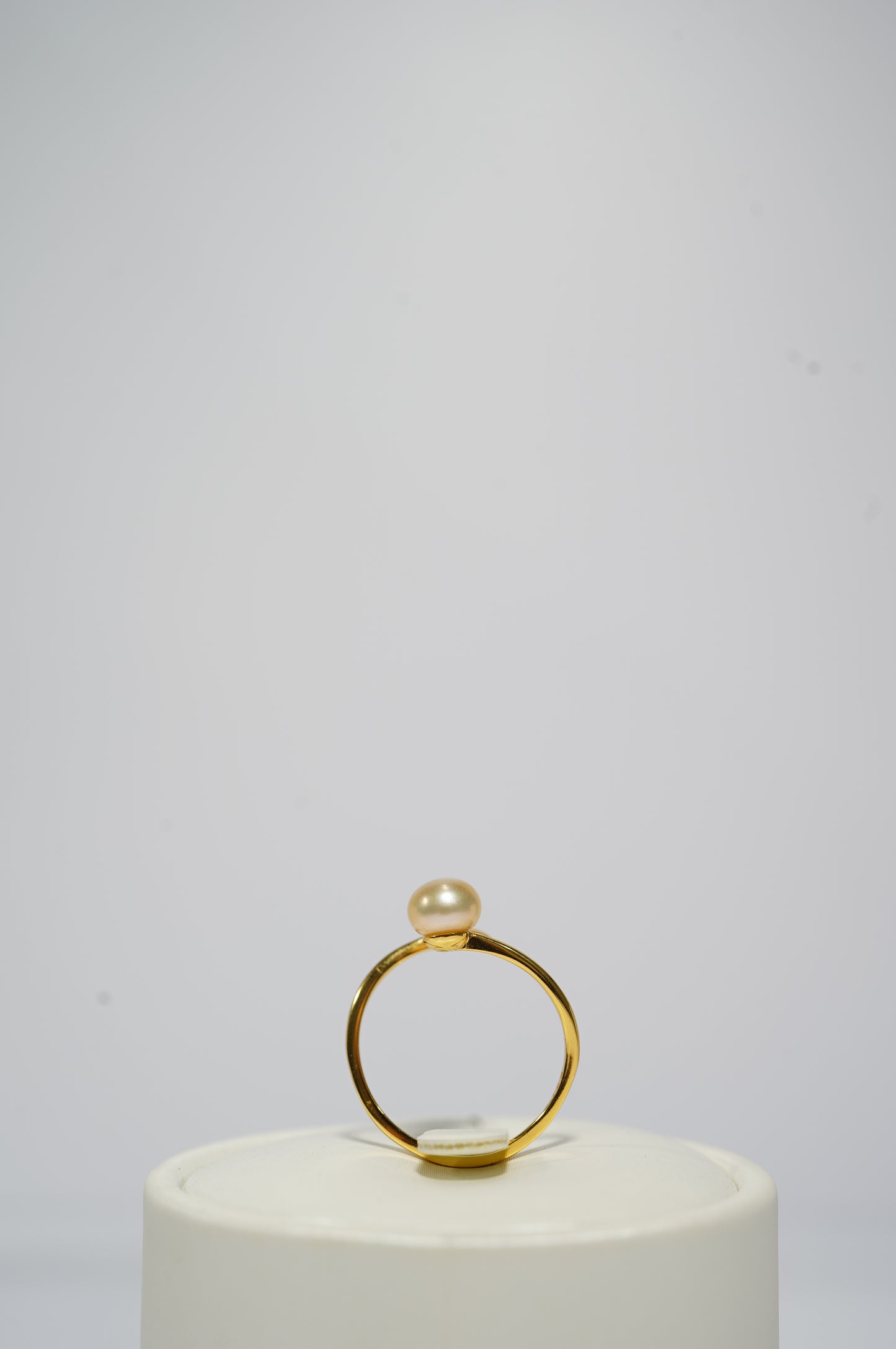 ‘Heart Point' Bun Freshwater Pearl Ring