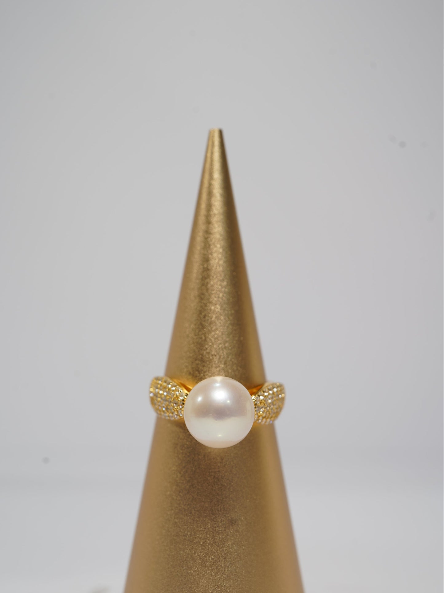 Star Field Freshwater Pearl Ring