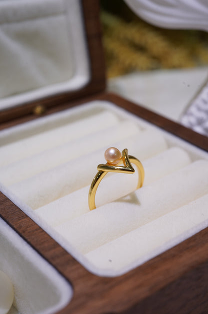 Victory Freshwater Pearl Ring