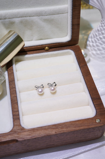 Mini Bow-tie Freshwater Pearl Earrings