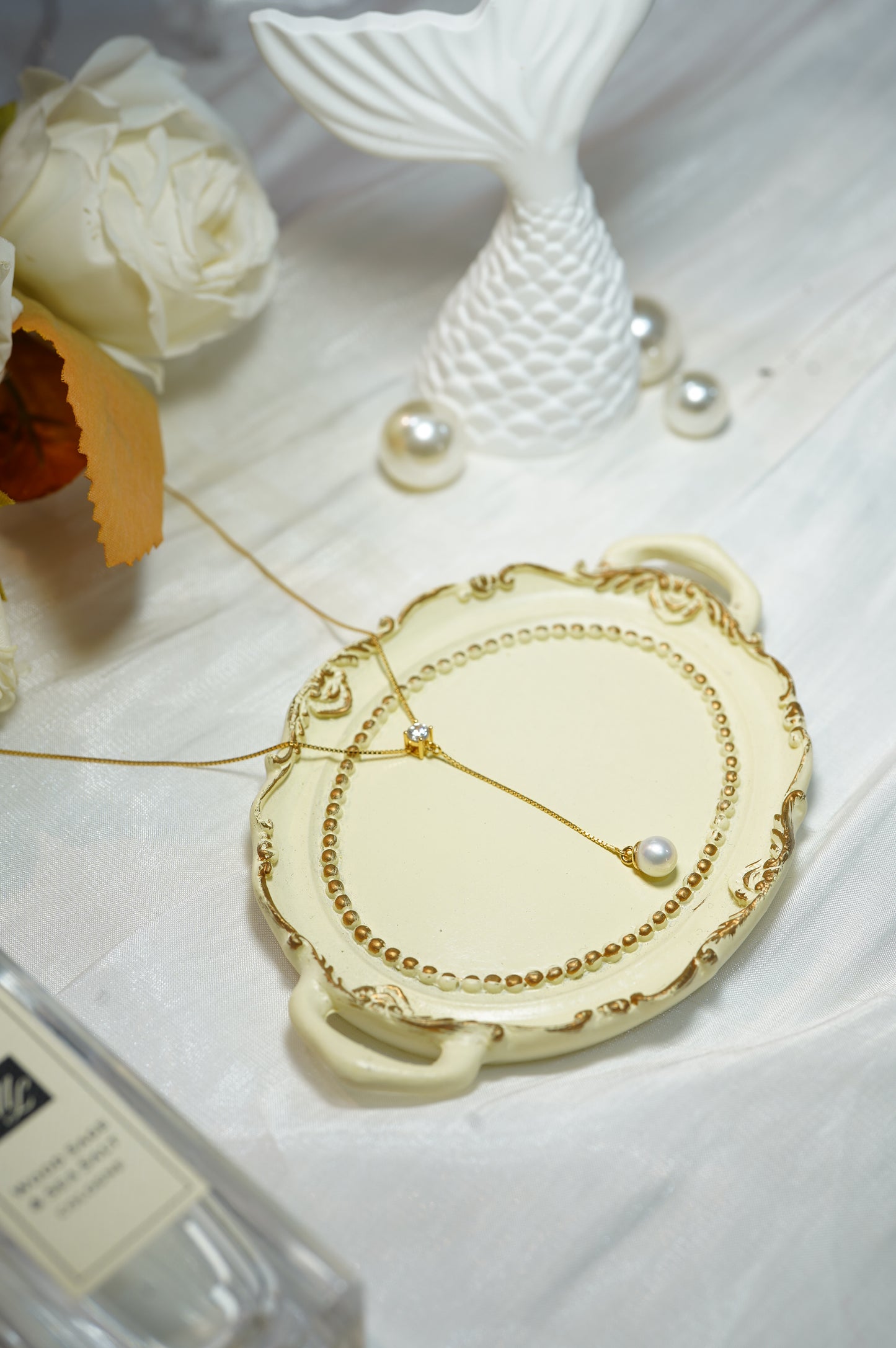 Zircon Y-shaped Round Freshwater Pearl Necklace