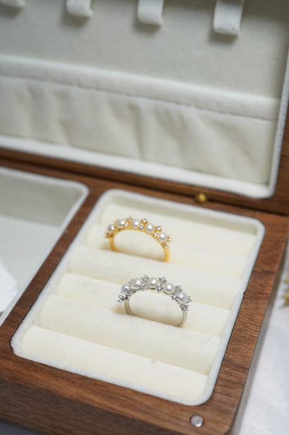 ‘Wreath' Bun Freshwater Pearl Ring
