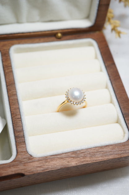 ‘Sunflower' Bun Freshwater Pearl Ring
