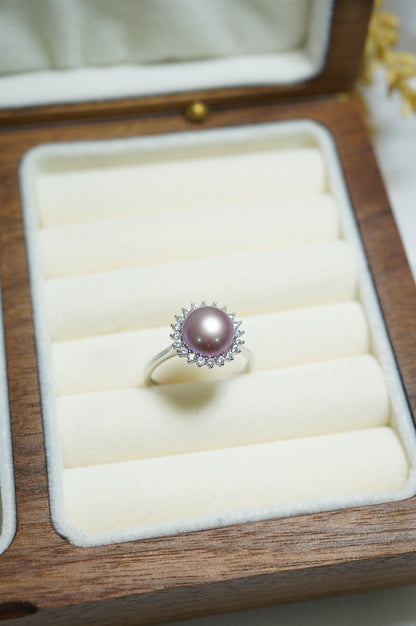 ‘Sunflower' Bun Freshwater Pearl Ring