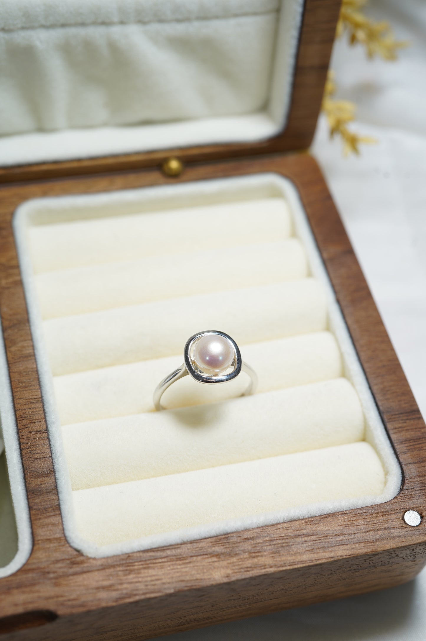 ‘Square' Bun Freshwater Pearl Ring