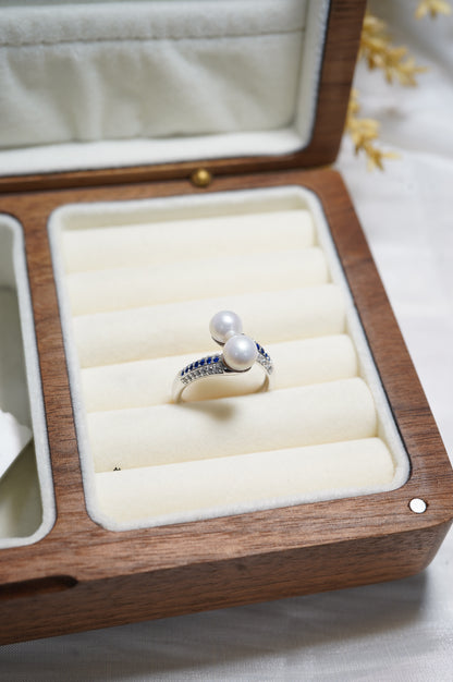 ‘Snake' Round Freshwater Pearl Ring