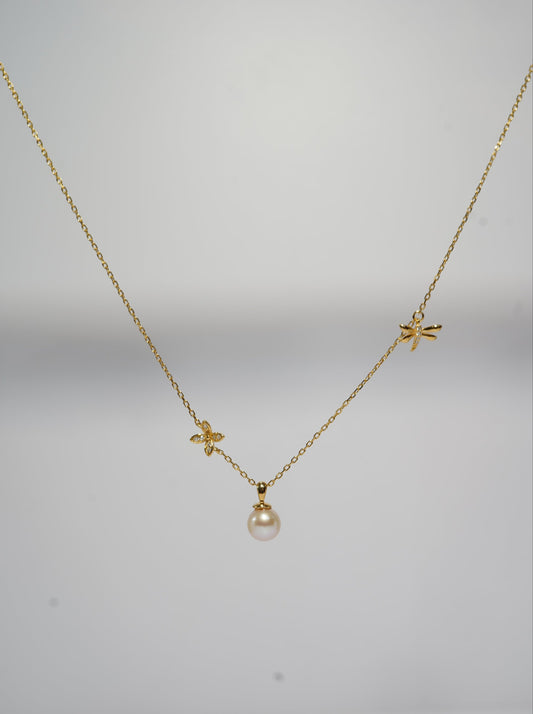 Lucky Clover & Dragonfly Round Freshwater Necklace