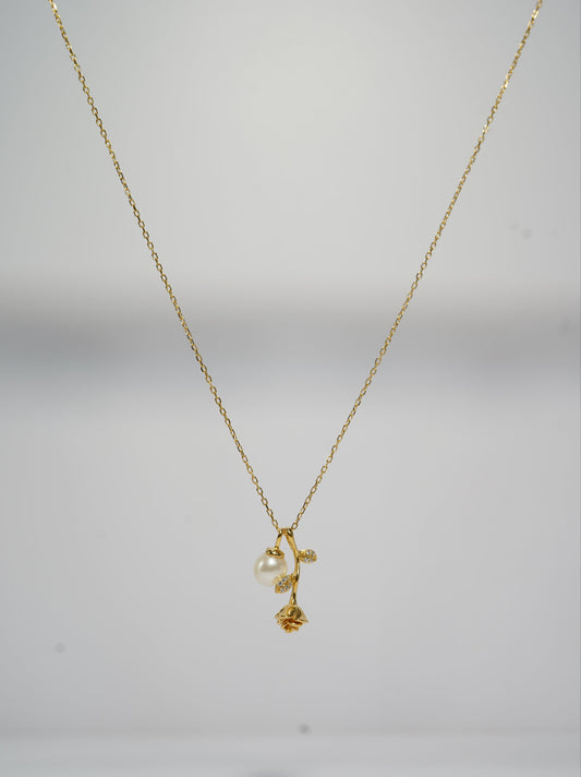 Lady Romantic Rose Round Freshwater Pearl Necklace