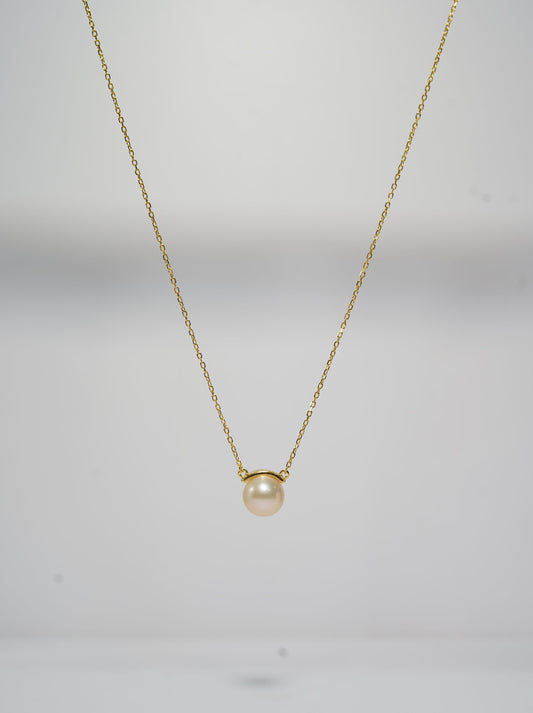 Brackets Freshwater Pearl Necklace