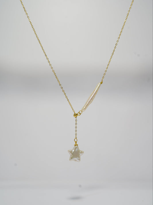 Finger Star Freshwater Baroque Necklace