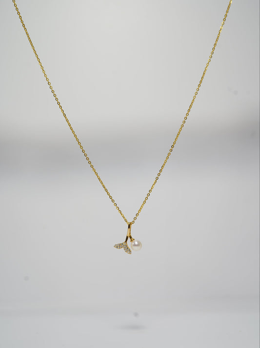 Small Mermaids Tail Freshwater Pearl Necklace