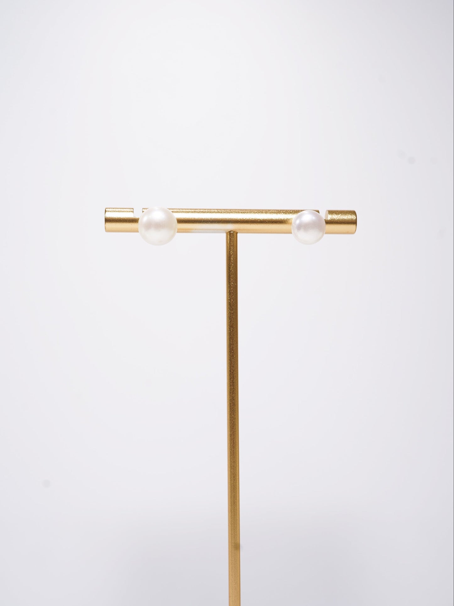 'Basic Stud' Freshwater Pearl Earrings