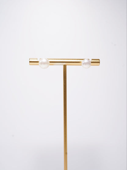 'Basic Stud' Freshwater Pearl Earrings