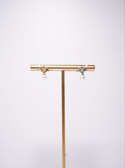 Mini Pretzel Freshwater Pearl Earrings