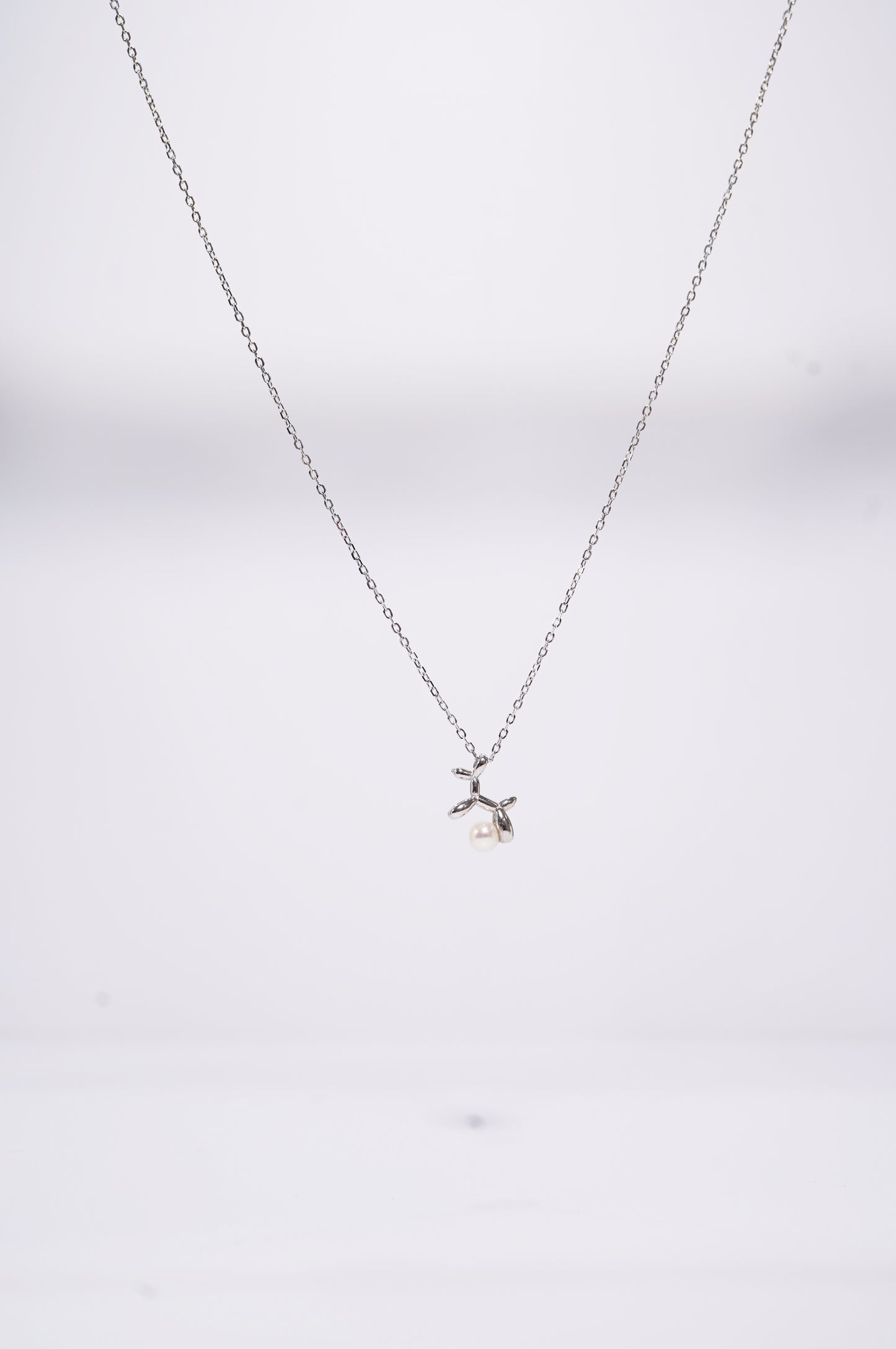 'Kicking Ball' Freshwater Pearl Necklace