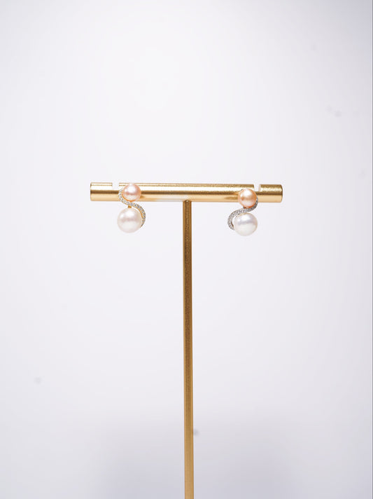 S Yingyang Freshwater Pearl Earrings