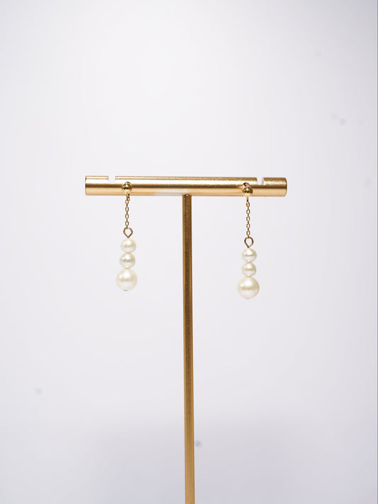 'Daily Dangle' Freshwater Pearl Earrings