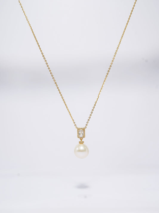 Cubic Diamond Round Freshwater Pearl Necklace
