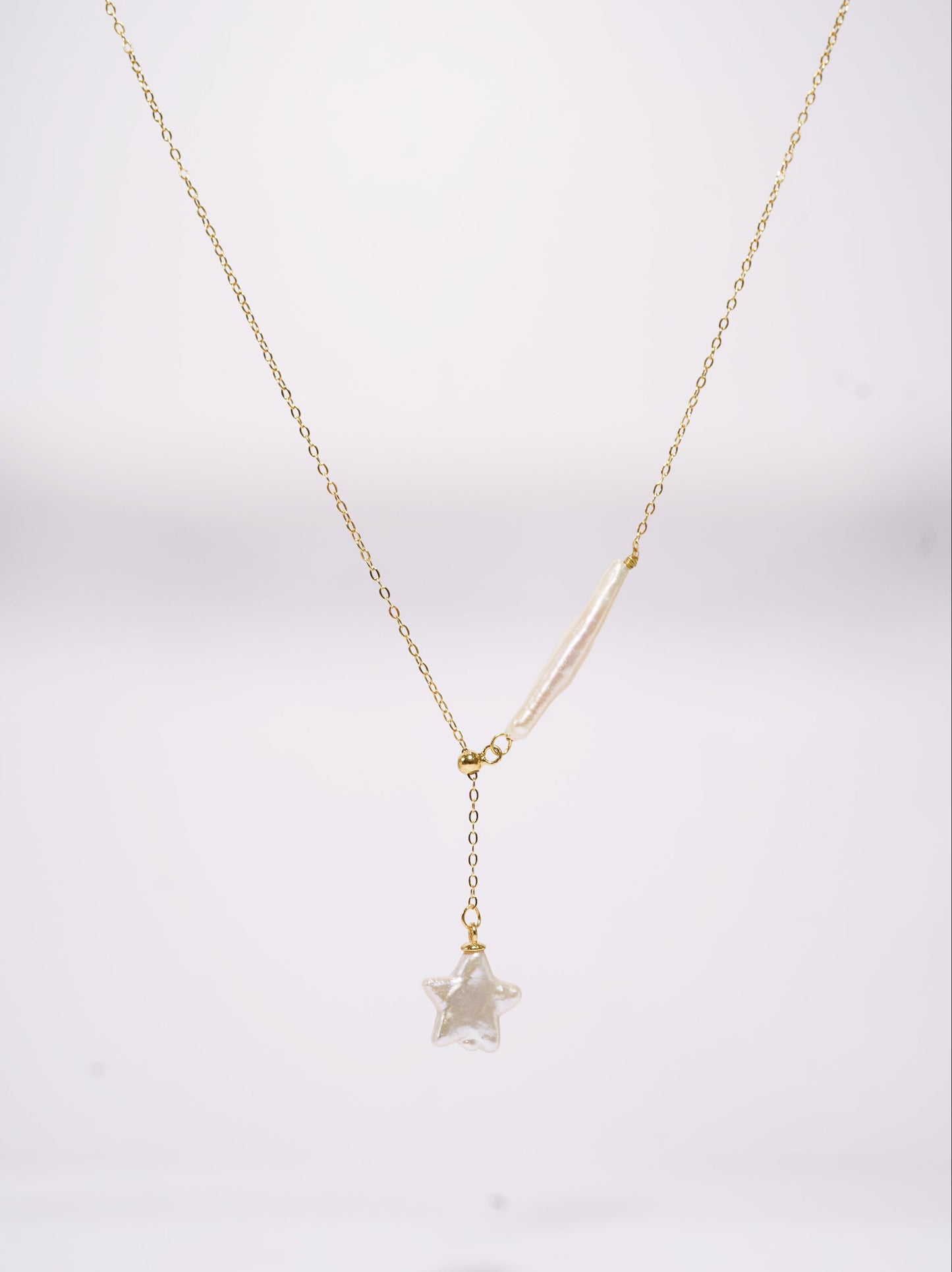 Finger Star Freshwater Baroque Necklace