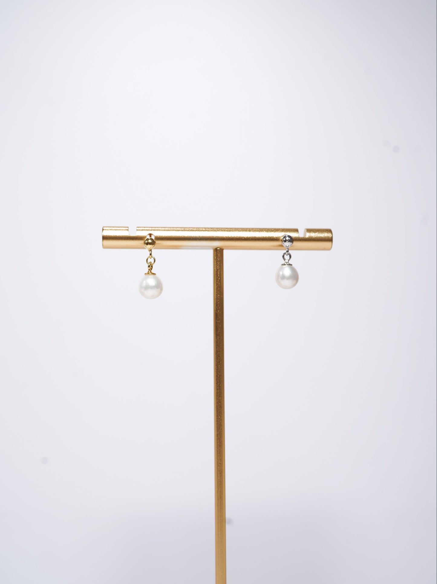 'Little Dangle' Freshwater Pearl Earrings
