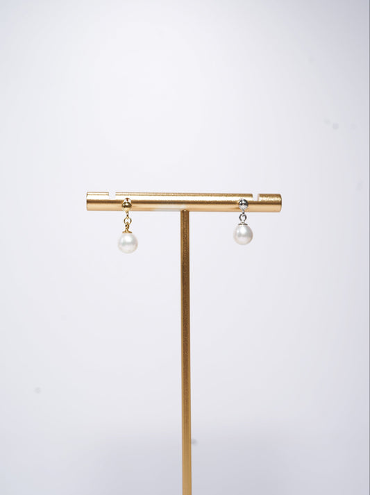 'Little Dangle' Freshwater Pearl Earrings