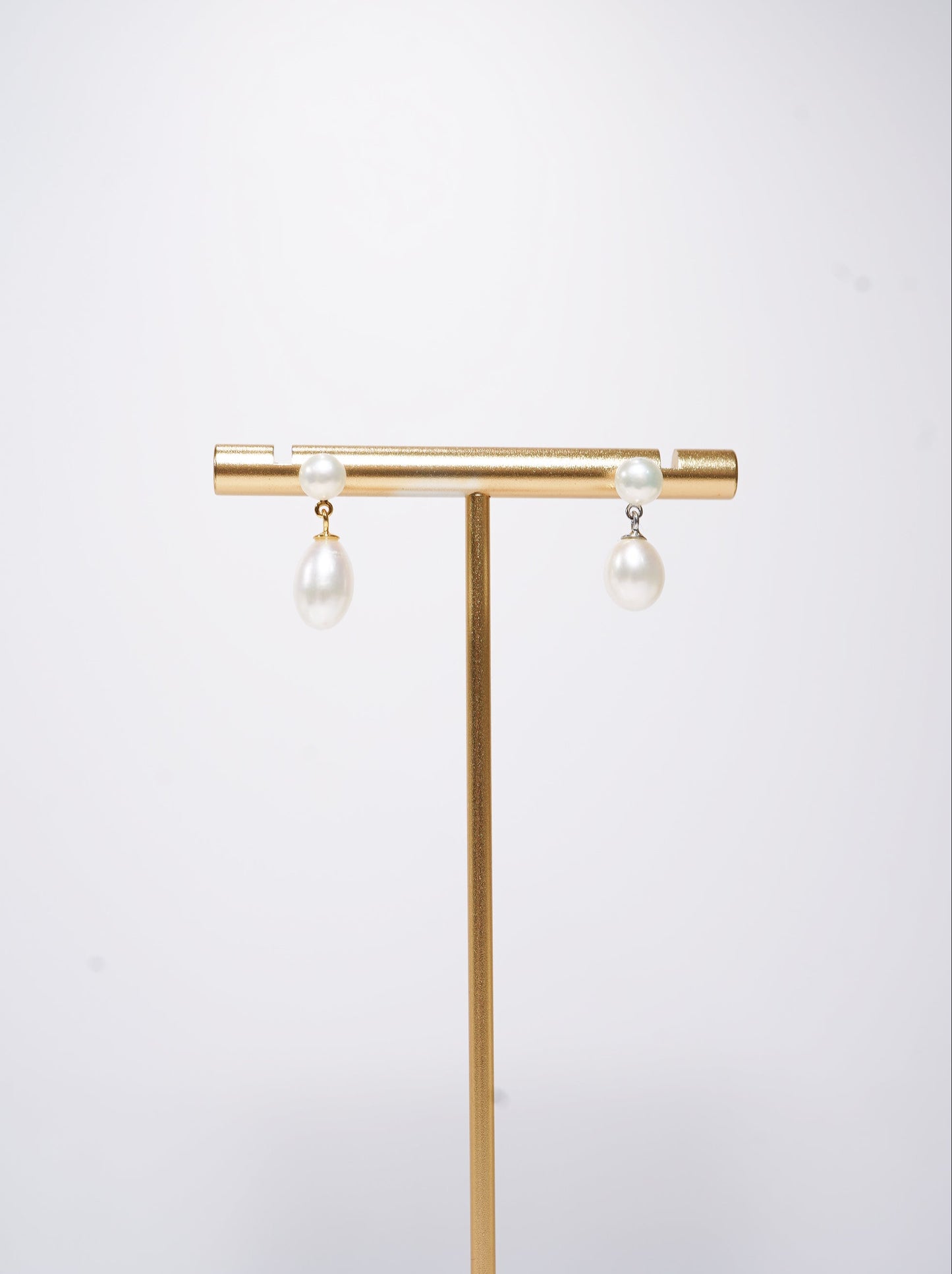 'Big Rice' Freshwater Pearl Earrings
