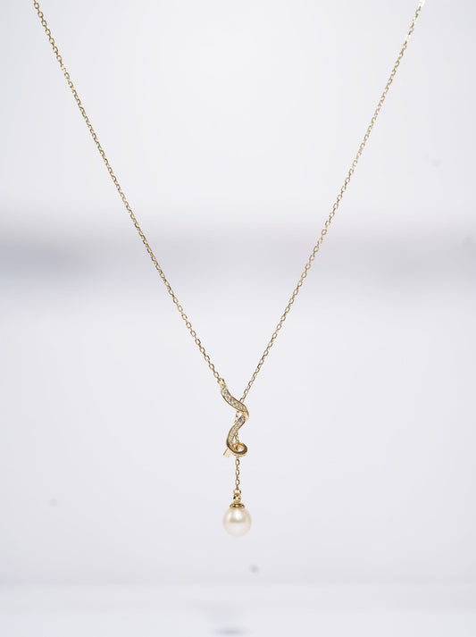 'Sinead' Y-shaped Round Freshwater Necklace