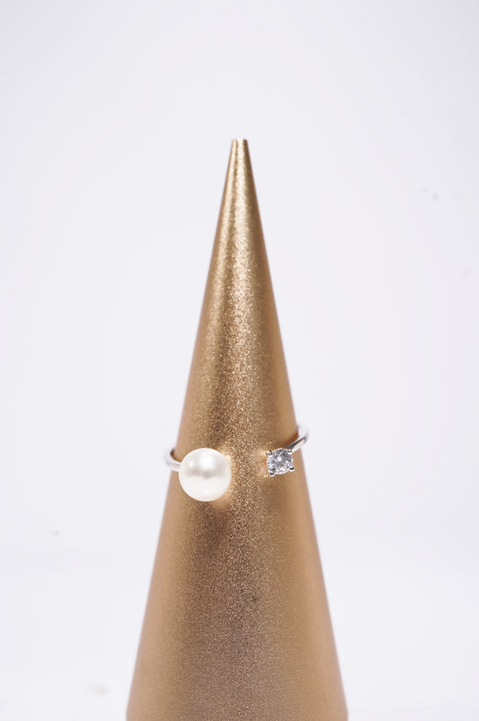 ‘Diamond' Bun Freshwater Pearl Ring
