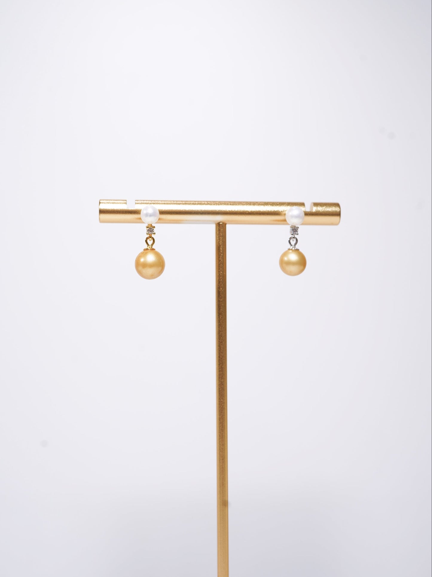 'White Gold' Freshwater Pearl Earrings