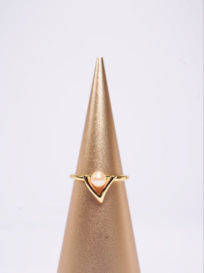 Victory Freshwater Pearl Ring