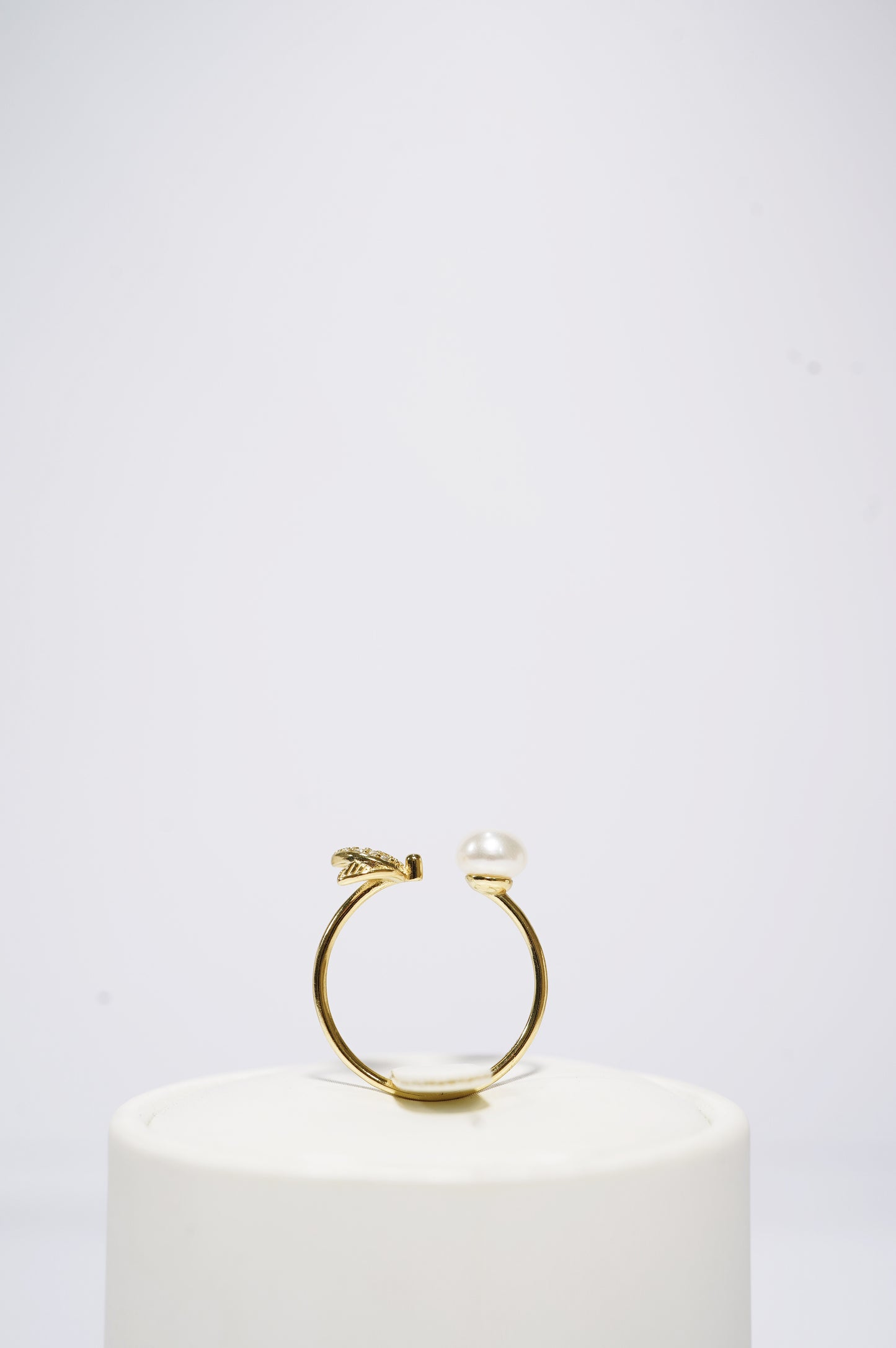 ‘Shining Hearts' Bun Freshwater Pearl Ring